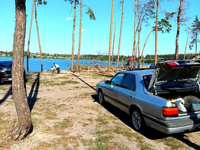 Мазда 929, объемом двигателя 2.2 л и пробегом 294 тыс. км за 1000 $, фото 1 на Automoto.ua