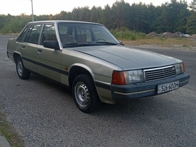 Сірий Мазда 929, об'ємом двигуна 2 л та пробігом 289 тис. км за 563 $, фото 1 на Automoto.ua