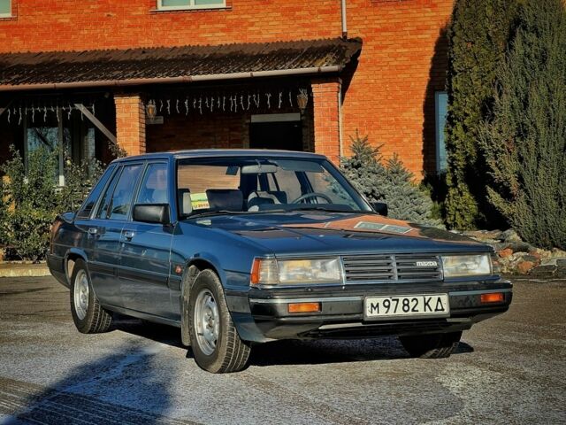 Синий Мазда 929, объемом двигателя 2 л и пробегом 196 тыс. км за 4500 $, фото 1 на Automoto.ua