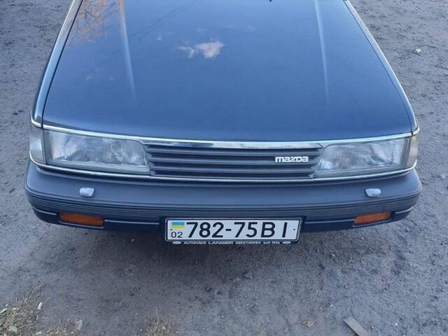 Синий Мазда 929, объемом двигателя 2.96 л и пробегом 120 тыс. км за 1500 $, фото 1 на Automoto.ua