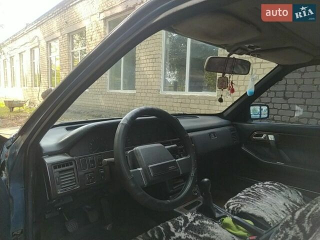 Синій Мазда 929, об'ємом двигуна 2.2 л та пробігом 500 тис. км за 1100 $, фото 1 на Automoto.ua
