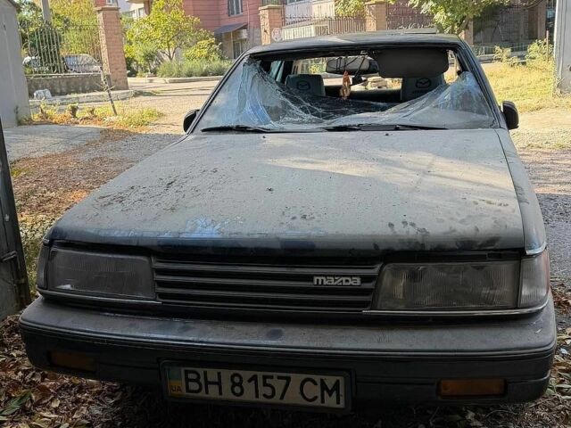 Синій Мазда 929, об'ємом двигуна 2.2 л та пробігом 350 тис. км за 1000 $, фото 1 на Automoto.ua