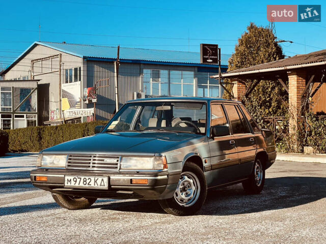 Зелений Мазда 929, об'ємом двигуна 2 л та пробігом 196 тис. км за 5800 $, фото 1 на Automoto.ua