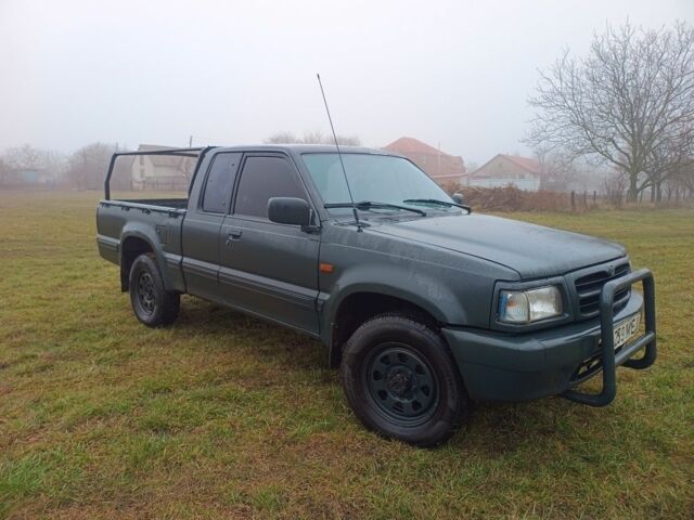 Зеленый Мазда Б серия, объемом двигателя 2.5 л и пробегом 260 тыс. км за 4000 $, фото 1 на Automoto.ua