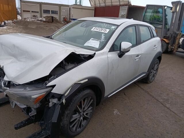 Белый Мазда СХ-3, объемом двигателя 2 л и пробегом 105 тыс. км за 10600 $, фото 1 на Automoto.ua