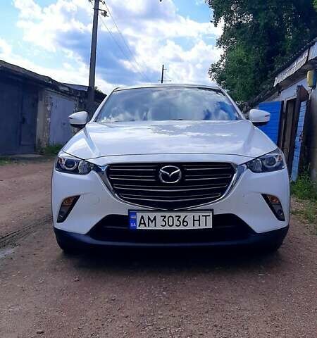 Белый Мазда СХ-3, объемом двигателя 2 л и пробегом 28 тыс. км за 18400 $, фото 1 на Automoto.ua