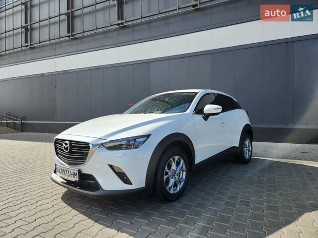 Белый Мазда СХ-3, объемом двигателя 2 л и пробегом 41 тыс. км за 19999 $, фото 1 на Automoto.ua