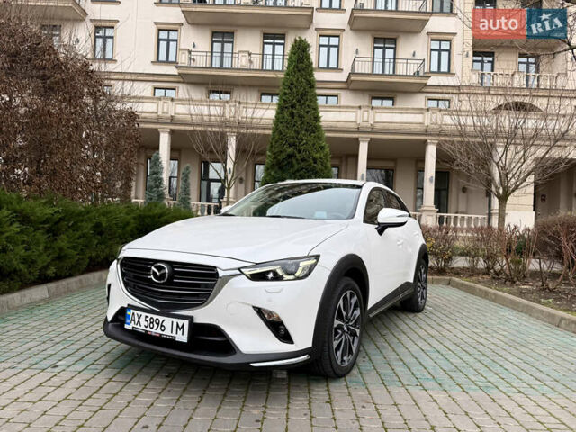 Білий Мазда СХ-3, об'ємом двигуна 2 л та пробігом 45 тис. км за 20500 $, фото 1 на Automoto.ua