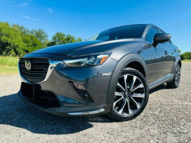 Сірий Мазда СХ-3, об'ємом двигуна 2 л та пробігом 37 тис. км за 4200 $, фото 1 на Automoto.ua