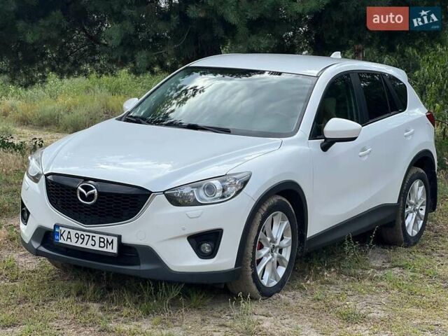 Білий Мазда СХ-5, об'ємом двигуна 2 л та пробігом 139 тис. км за 15000 $, фото 1 на Automoto.ua