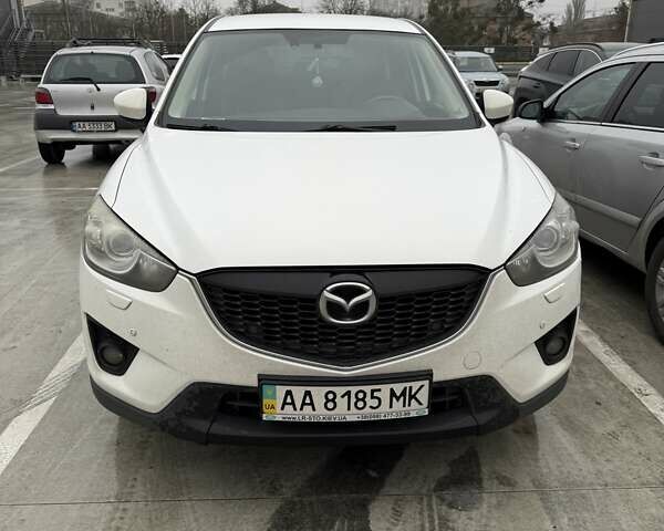 Белый Мазда СХ-5, объемом двигателя 2 л и пробегом 276 тыс. км за 12900 $, фото 1 на Automoto.ua