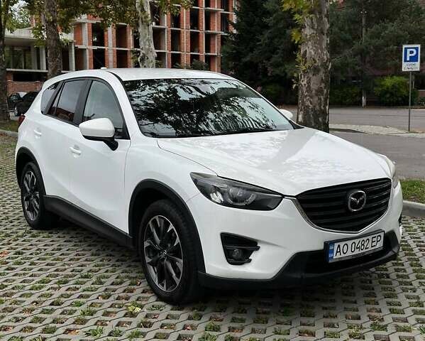 Білий Мазда СХ-5, об'ємом двигуна 2.19 л та пробігом 291 тис. км за 12500 $, фото 1 на Automoto.ua