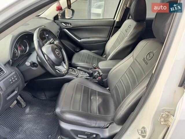 Белый Мазда СХ-5, объемом двигателя 2.2 л и пробегом 190 тыс. км за 15500 $, фото 1 на Automoto.ua
