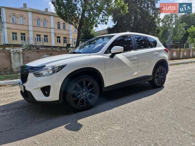 Белый Мазда СХ-5, объемом двигателя 2.2 л и пробегом 274 тыс. км за 12300 $, фото 1 на Automoto.ua