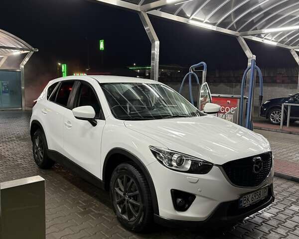 Белый Мазда СХ-5, объемом двигателя 2.19 л и пробегом 155 тыс. км за 17000 $, фото 1 на Automoto.ua