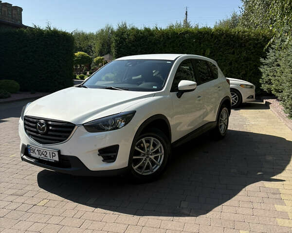Білий Мазда СХ-5, об'ємом двигуна 2.19 л та пробігом 242 тис. км за 14500 $, фото 1 на Automoto.ua