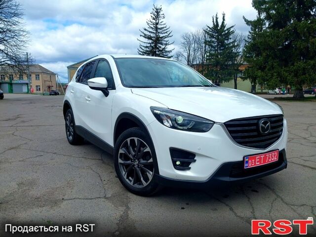 Белый Мазда СХ-5, объемом двигателя 22 л и пробегом 208 тыс. км за 16500 $, фото 1 на Automoto.ua