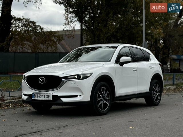 Белый Мазда СХ-5, объемом двигателя 2.19 л и пробегом 121 тыс. км за 23500 $, фото 1 на Automoto.ua