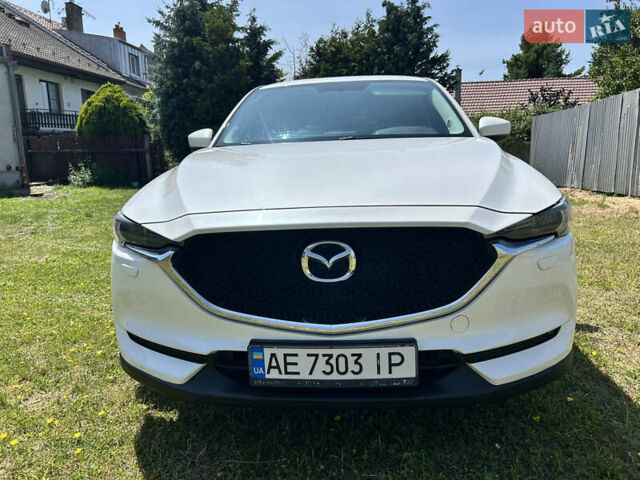 Белый Мазда СХ-5, объемом двигателя 2.2 л и пробегом 220 тыс. км за 20950 $, фото 1 на Automoto.ua