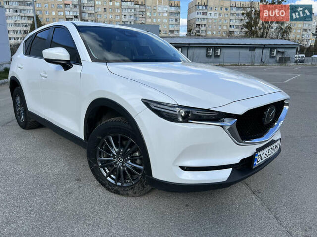 Белый Мазда СХ-5, объемом двигателя 2.49 л и пробегом 33 тыс. км за 22000 $, фото 1 на Automoto.ua