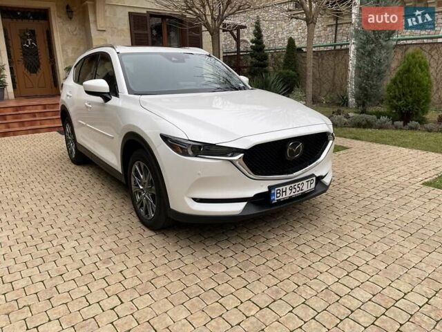 Белый Мазда СХ-5, объемом двигателя 2.49 л и пробегом 23 тыс. км за 29100 $, фото 1 на Automoto.ua