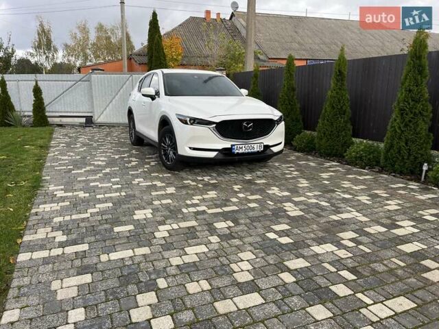 Белый Мазда СХ-5, объемом двигателя 2.49 л и пробегом 88 тыс. км за 26999 $, фото 1 на Automoto.ua