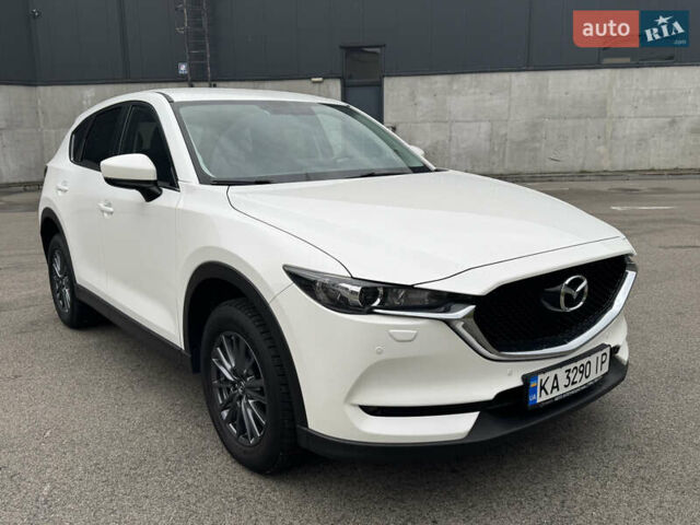 Белый Мазда СХ-5, объемом двигателя 2.5 л и пробегом 57 тыс. км за 27700 $, фото 1 на Automoto.ua