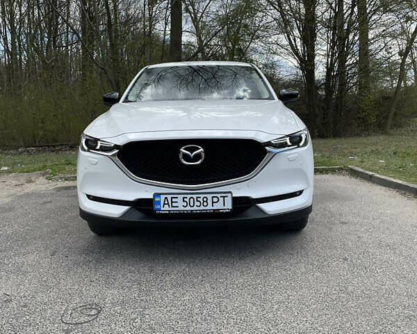Білий Мазда СХ-5, об'ємом двигуна 2 л та пробігом 59 тис. км за 25300 $, фото 1 на Automoto.ua