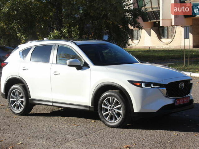 Белый Мазда СХ-5, объемом двигателя 2.49 л и пробегом 48 тыс. км за 22599 $, фото 1 на Automoto.ua