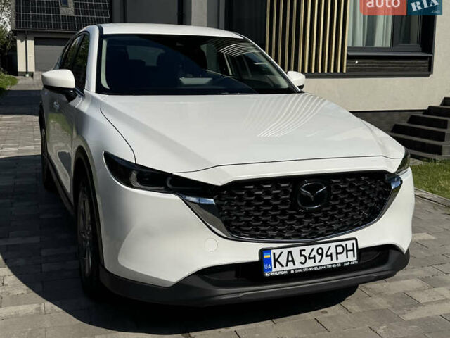 Белый Мазда СХ-5, объемом двигателя 2.49 л и пробегом 39 тыс. км за 22350 $, фото 1 на Automoto.ua