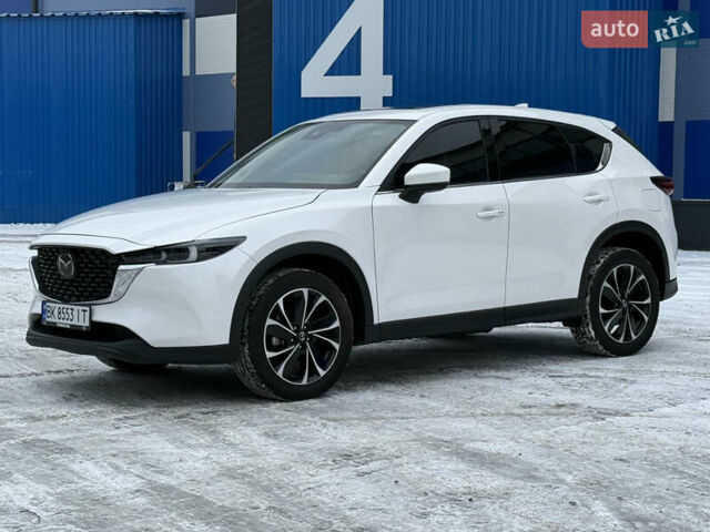 Белый Мазда СХ-5, объемом двигателя 2.5 л и пробегом 3 тыс. км за 24999 $, фото 1 на Automoto.ua