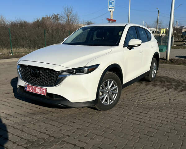 Белый Мазда СХ-5, объемом двигателя 0 л и пробегом 23 тыс. км за 20800 $, фото 1 на Automoto.ua
