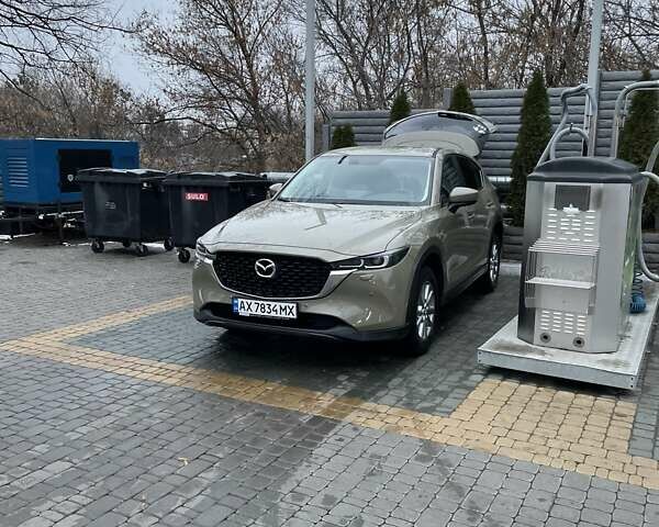 Бежевый Мазда СХ-5, объемом двигателя 2 л и пробегом 26 тыс. км за 29500 $, фото 1 на Automoto.ua