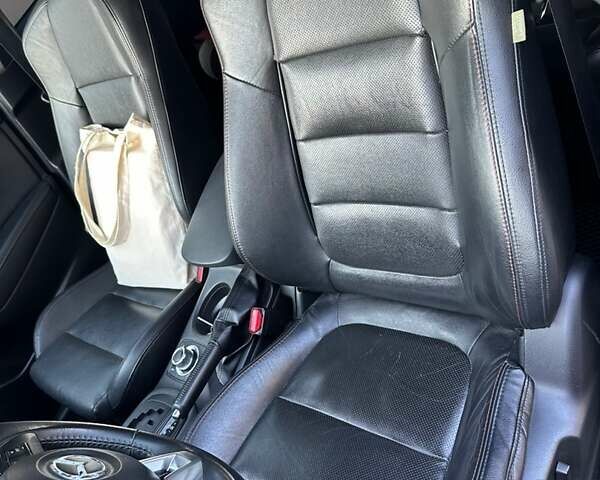 Черный Мазда СХ-5, объемом двигателя 2.2 л и пробегом 190 тыс. км за 13700 $, фото 1 на Automoto.ua