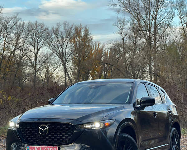 Мазда СХ-5 2024 у Кременчуге на Automoto.ua Чорний Мазда СХ-5, об'ємом двигуна 2.5 л та пробігом 38 тис. км за 22500 $, фото 1 на Automoto.ua