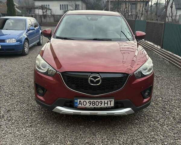 Красный Мазда СХ-5, объемом двигателя 2.19 л и пробегом 214 тыс. км за 13000 $, фото 1 на Automoto.ua