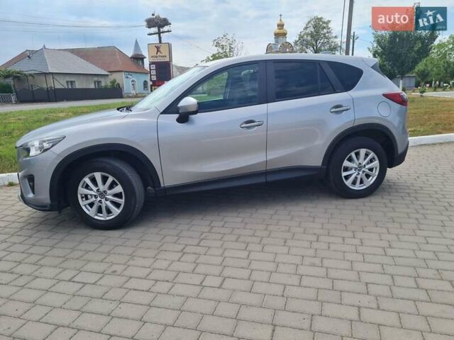 Серый Мазда СХ-5, объемом двигателя 2.2 л и пробегом 251 тыс. км за 12000 $, фото 1 на Automoto.ua