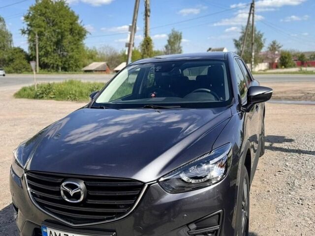 Серый Мазда СХ-5, объемом двигателя 2.2 л и пробегом 255 тыс. км за 15000 $, фото 1 на Automoto.ua