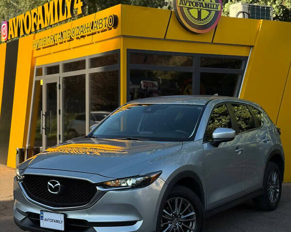 Серый Мазда СХ-5, объемом двигателя 2.49 л и пробегом 76 тыс. км за 16999 $, фото 1 на Automoto.ua