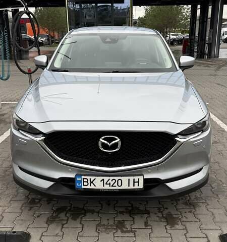 Серый Мазда СХ-5, объемом двигателя 2.19 л и пробегом 237 тыс. км за 22000 $, фото 1 на Automoto.ua