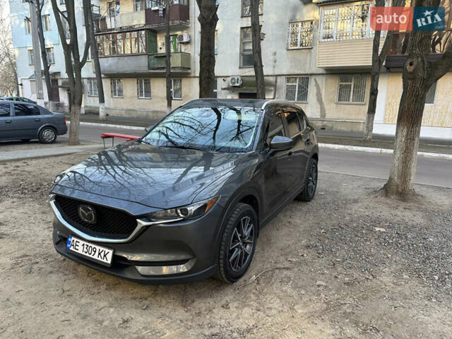 Серый Мазда СХ-5, объемом двигателя 2.49 л и пробегом 150 тыс. км за 17650 $, фото 1 на Automoto.ua