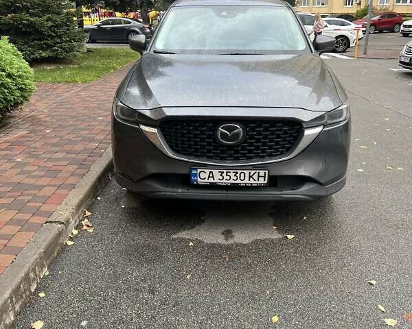 Серый Мазда СХ-5, объемом двигателя 2.49 л и пробегом 55 тыс. км за 23000 $, фото 1 на Automoto.ua