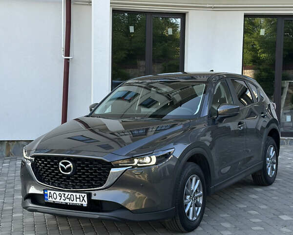 Серый Мазда СХ-5, объемом двигателя 2 л и пробегом 37 тыс. км за 27900 $, фото 1 на Automoto.ua