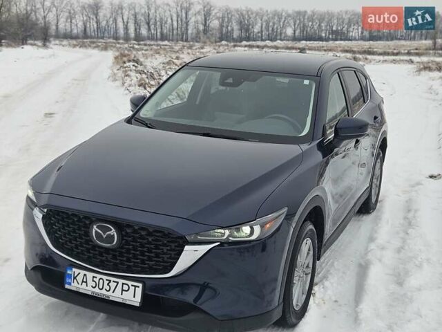 Синий Мазда СХ-5, объемом двигателя 2.49 л и пробегом 111 тыс. км за 22450 $, фото 1 на Automoto.ua