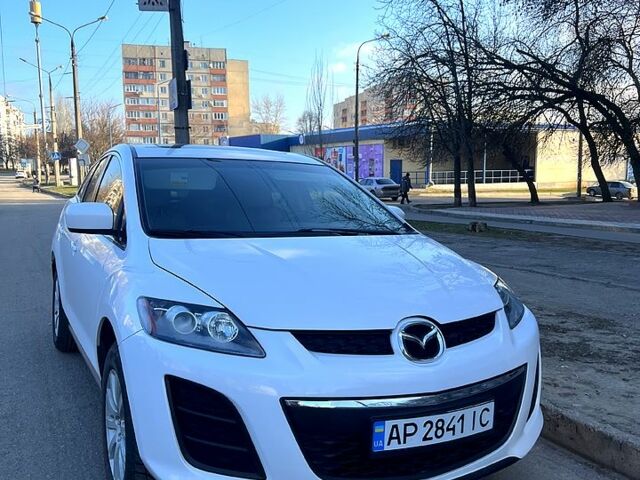 Белый Мазда СХ-7, объемом двигателя 2.5 л и пробегом 202 тыс. км за 9500 $, фото 1 на Automoto.ua