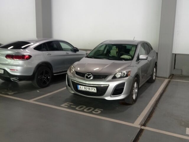 Серый Мазда СХ-7, объемом двигателя 0 л и пробегом 202 тыс. км за 7700 $, фото 1 на Automoto.ua