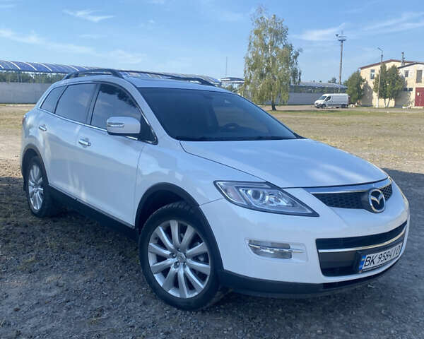 Белый Мазда СХ-9, объемом двигателя 3.73 л и пробегом 268 тыс. км за 9500 $, фото 1 на Automoto.ua