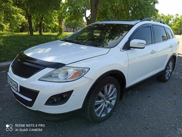 Белый Мазда СХ-9, объемом двигателя 3.5 л и пробегом 200 тыс. км за 9600 $, фото 1 на Automoto.ua