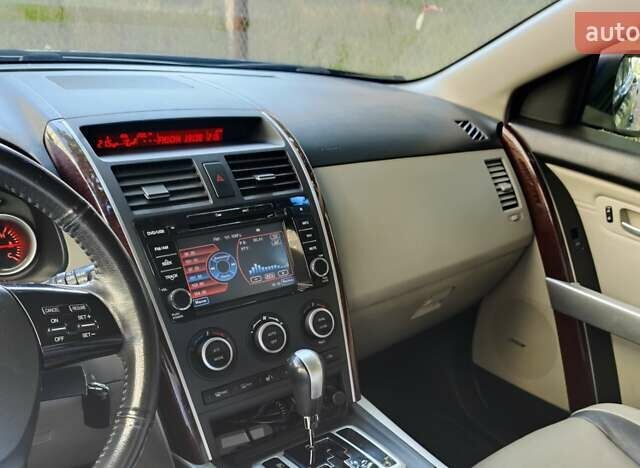 Черный Мазда СХ-9, объемом двигателя 3.73 л и пробегом 153 тыс. км за 12200 $, фото 1 на Automoto.ua