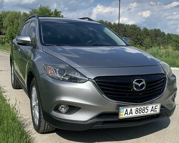 Серый Мазда СХ-9, объемом двигателя 3.7 л и пробегом 149 тыс. км за 15000 $, фото 1 на Automoto.ua